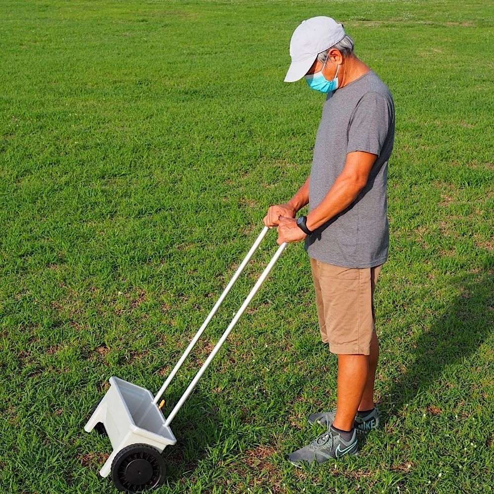 Seed Spreader: image 4